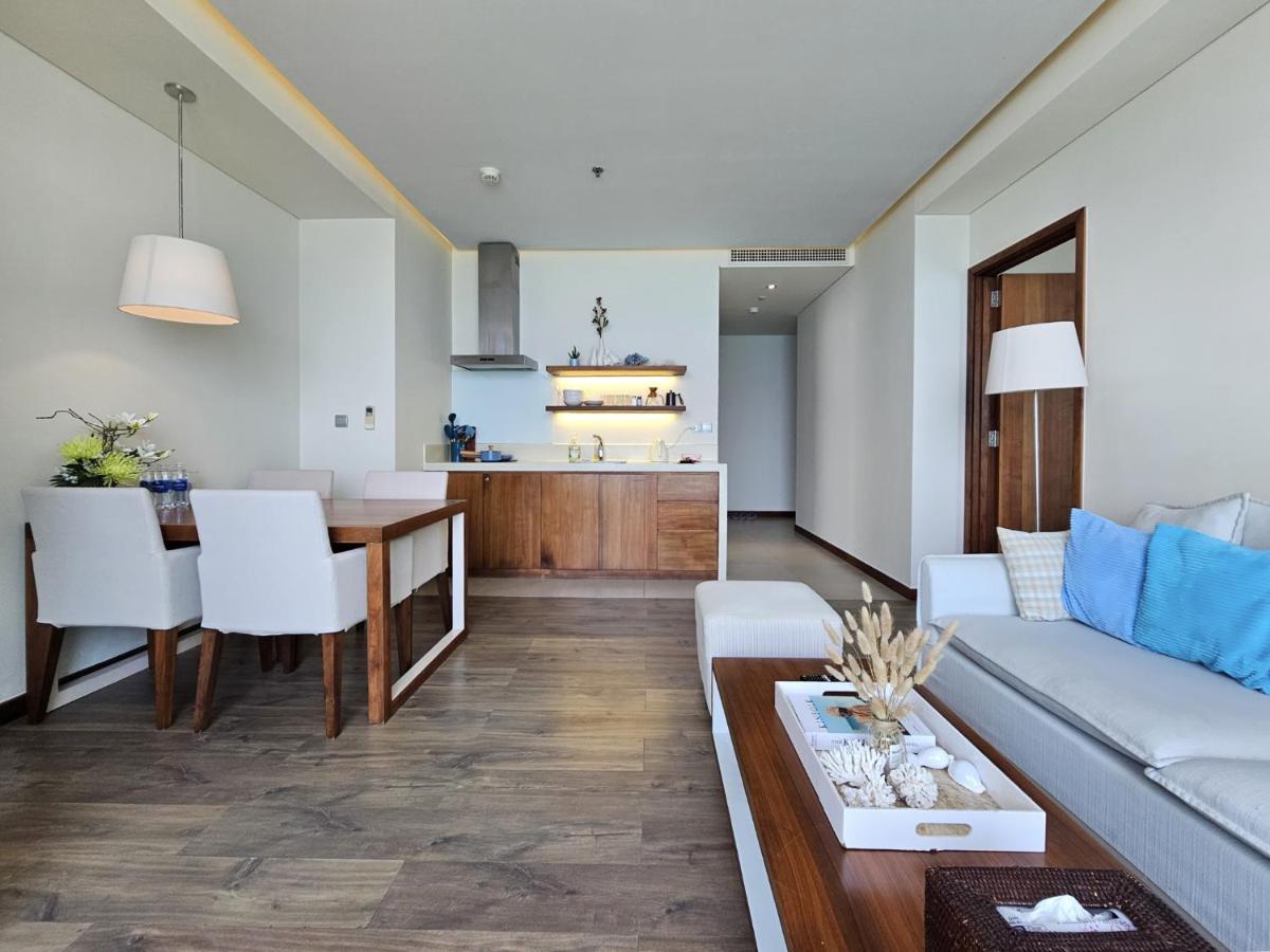 Stunning Apartments Across My Khe Beach ! Rooftop Pool & Gym Da Nang Zewnętrze zdjęcie